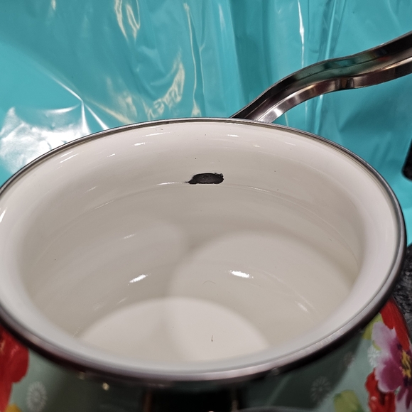 The Pioneer Woman Breezy Blossom Enamel On Steel 1.9-Quart Tea Kettle (FLAW) - Picture 12 of 16